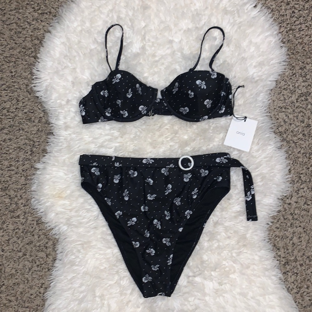 NWT ONIA BLACK AND WHITE FLORAL HIGH WAISTED BIKINI